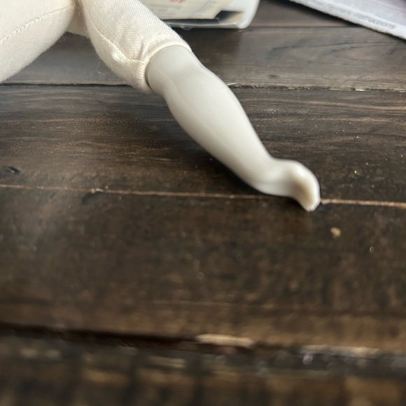 NEW CBL cloth doll body porcelain arms and legs. Doll crafters makers - Picture 4 of 4